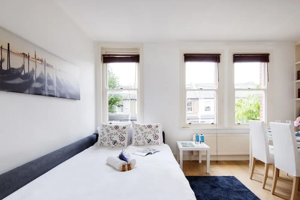The Homey West Kensington Apartment - KDY - photo 19
