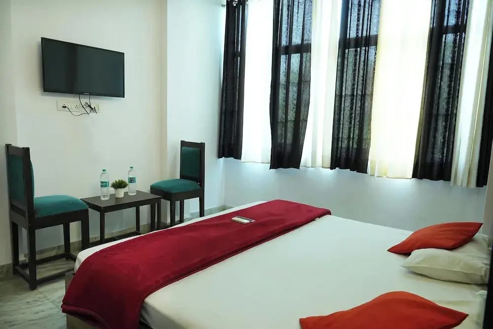 Surya inn - photo 21