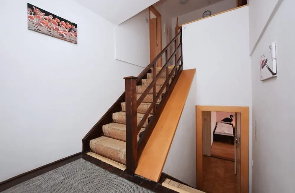 Flamingo Apartments - photo 15
