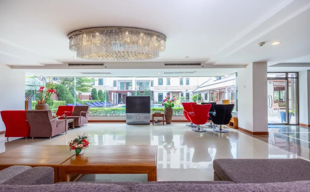 Lasalle Suites Hotel & Residence - photo 15