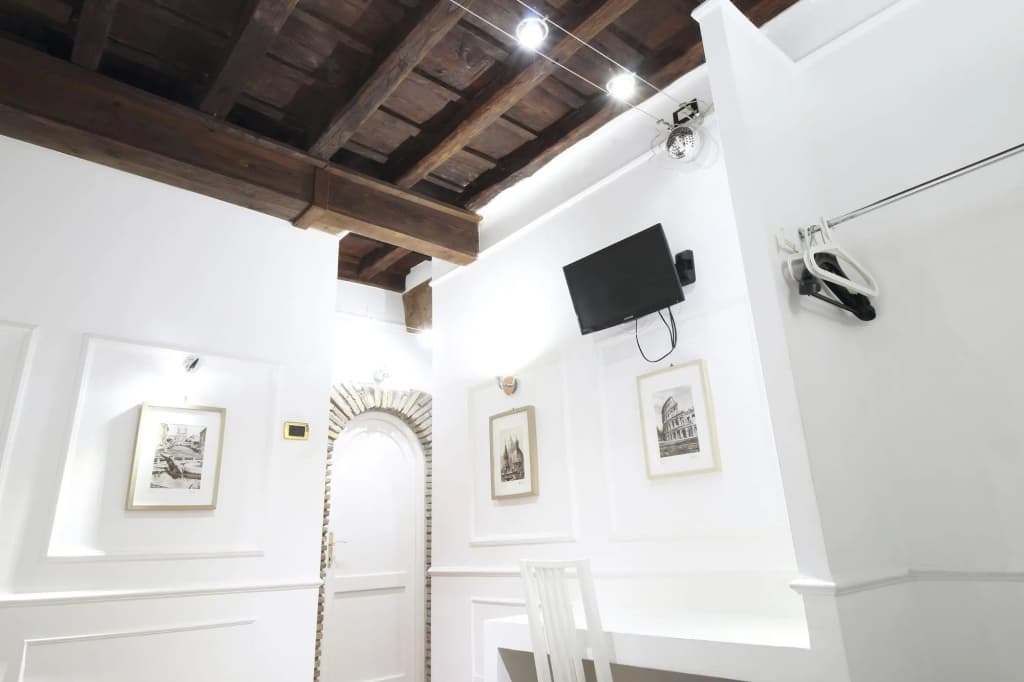Domus Ester Roma - photo 11
