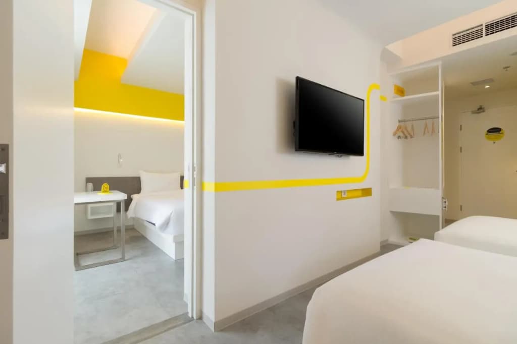YELLO Hotel Kuta Beachwalk Bali - photo 42