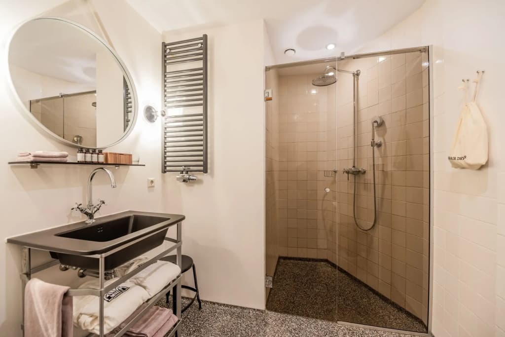 Hotel V Nesplein - photo 10