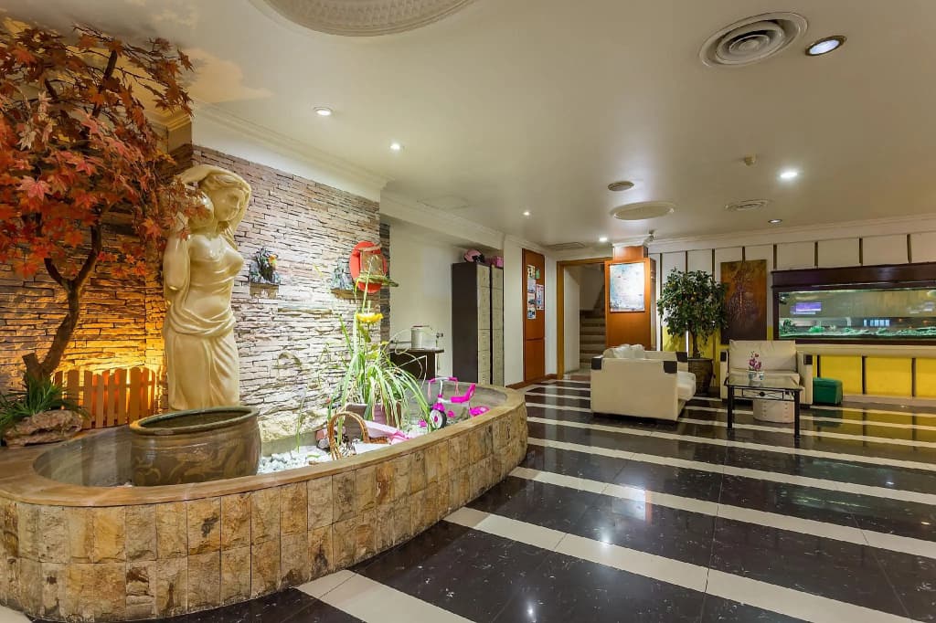 ZEN Rooms Basic Jalan Petaling - photo 2