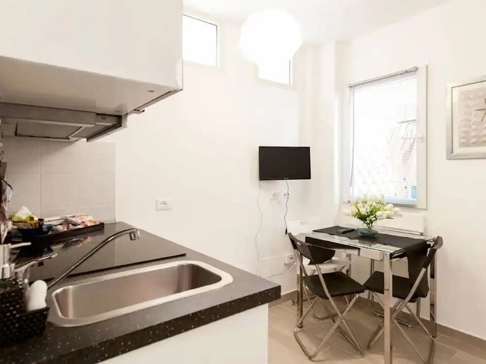 Piazza di Spagna Apartments - photo 22