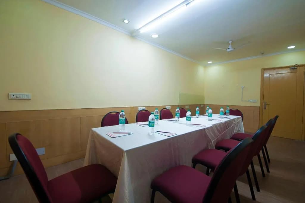 The Oakland plaza - Nehru Place by Orion Hotels - photo 26