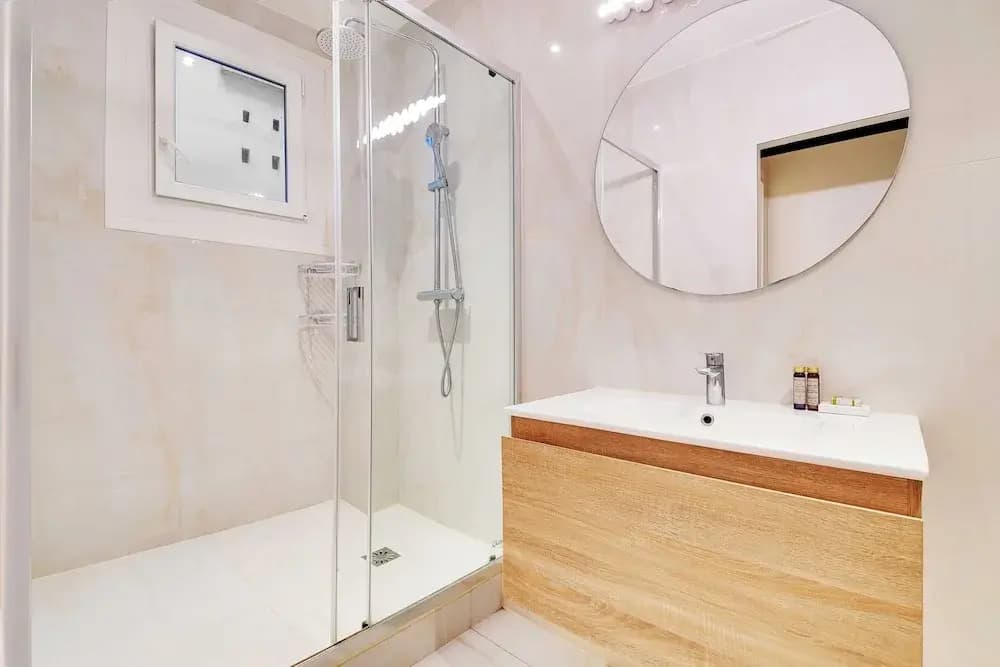 Modern & Refined 1bdr 4P - Roland Garros - photo 7