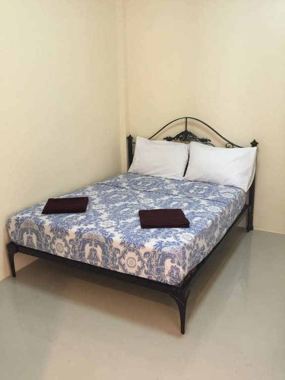 Krabi Town Sleeps 8 With Kitchen - photo 2