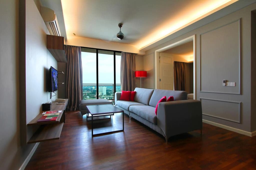 The Shore Hotel & Residences - photo 3