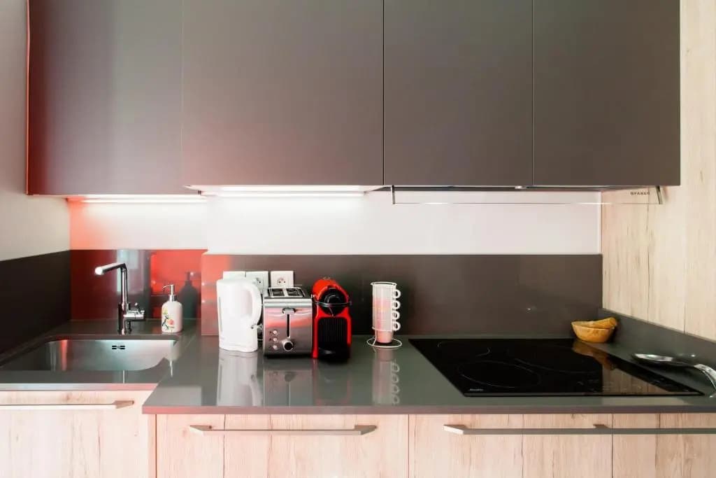 Cozy 2BR Appartment near the Port of Nice - photo 13