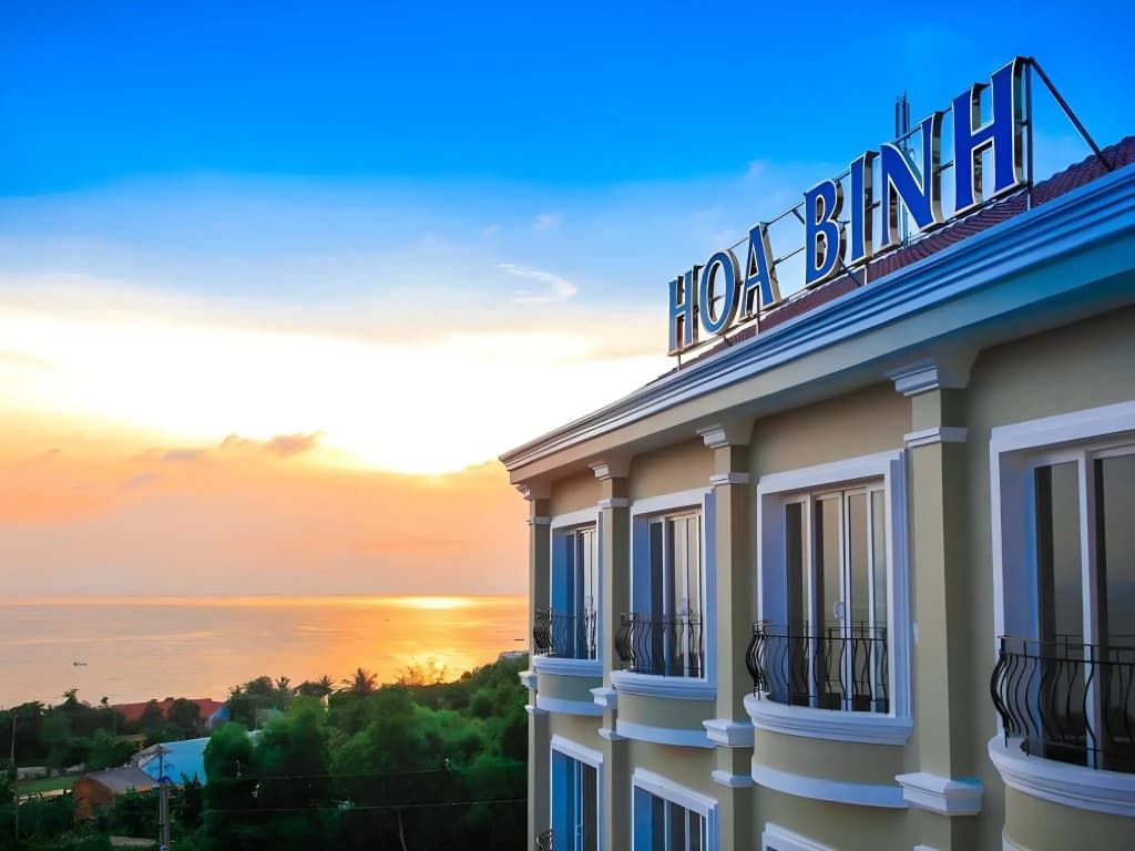 Hoa Binh Phu Quoc Hotel - photo 1