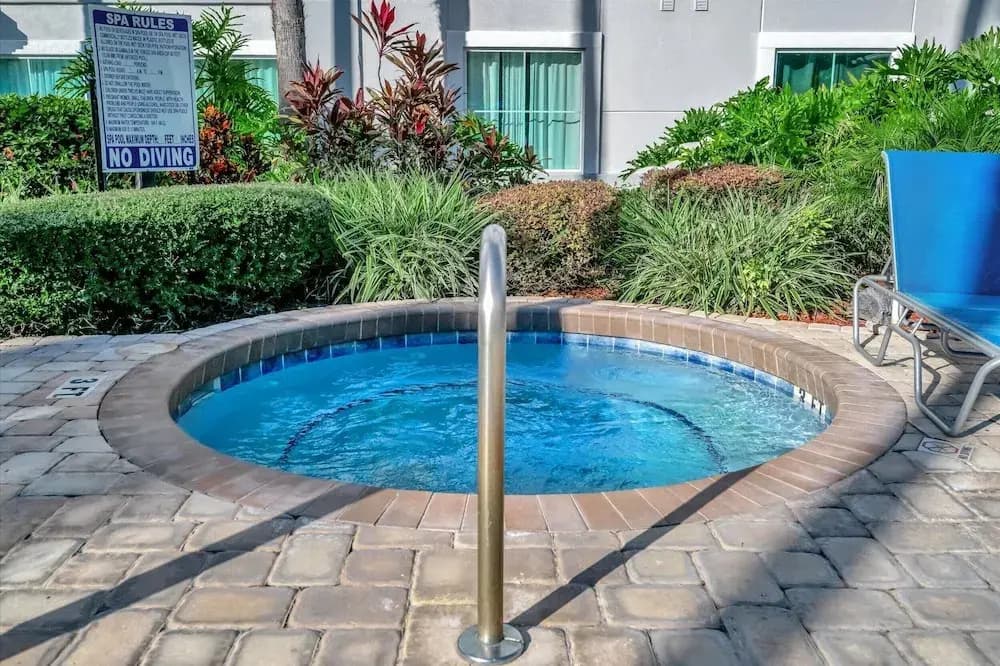 8303 Palm Disney - photo 16