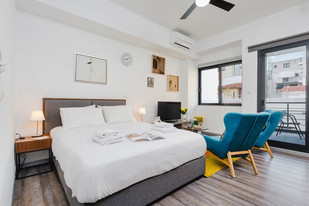 Sanders Home Suites - Charming Downtown Studio - photo 5