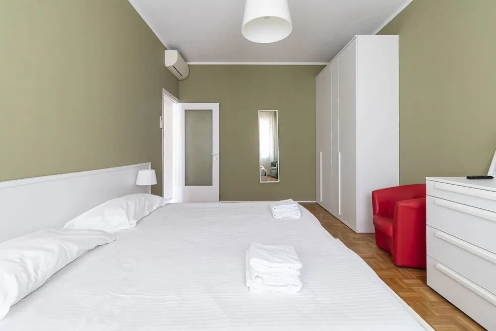 JOIVY Trendy Flat W/Balcony - photo 5