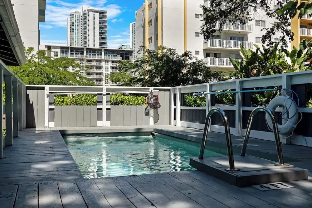 7BD Downtown Oasis Pool - photo 12