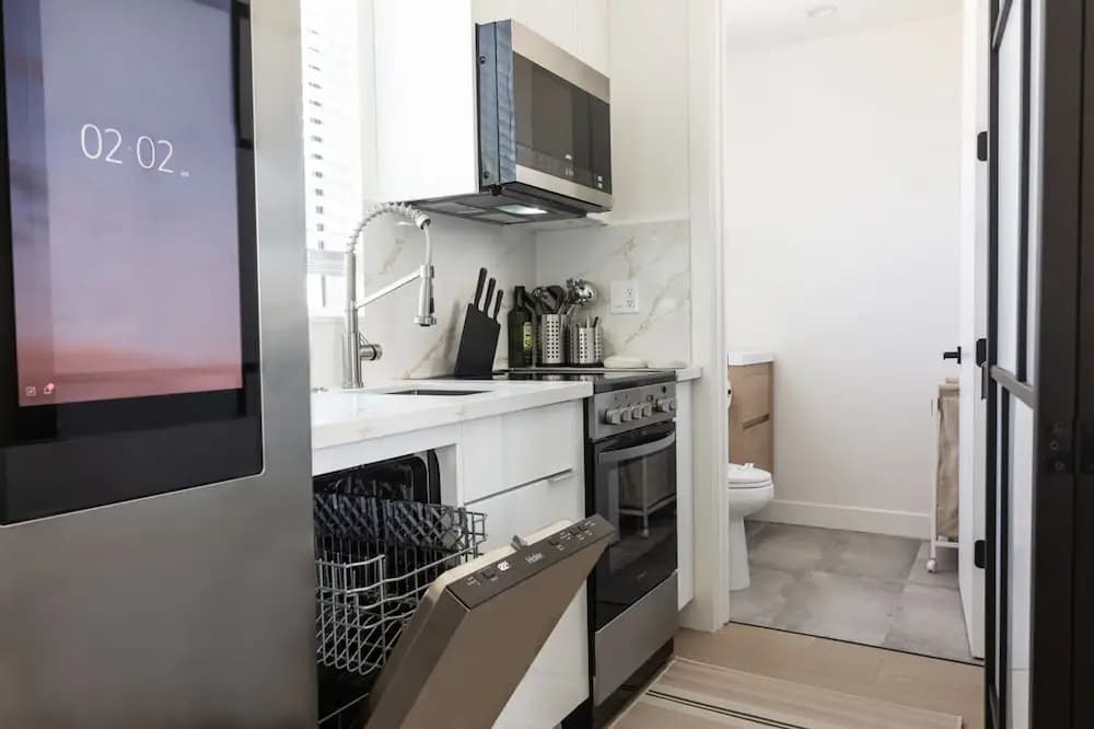 Built 2024 Scandinavian-style Studio With Deck p82 - photo 13