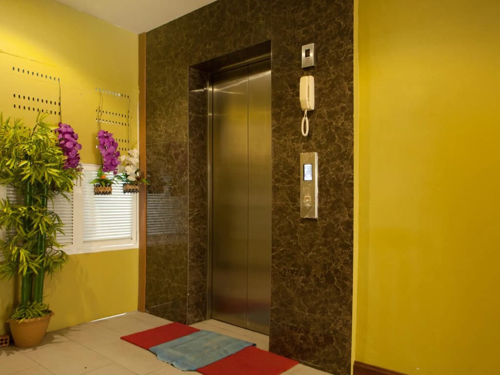 Anda Beachside Hotel - photo 12