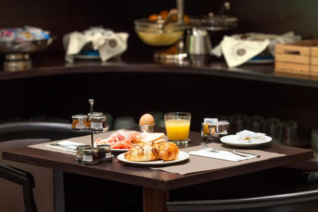 Hotel Mentana - by R Collection Hotels - photo 11