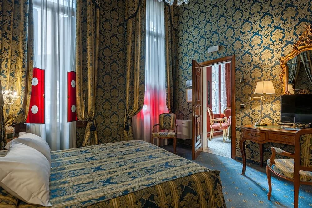 Hotel Al Ponte Antico - photo 8