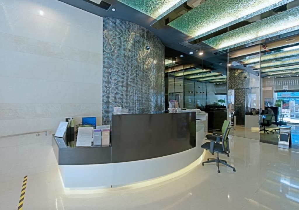 The Bauhinia Hotel - Central - photo 2