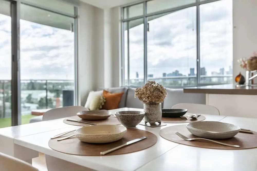 Stunning View 2-bed in Port Melbourne w/ Parking - photo 23