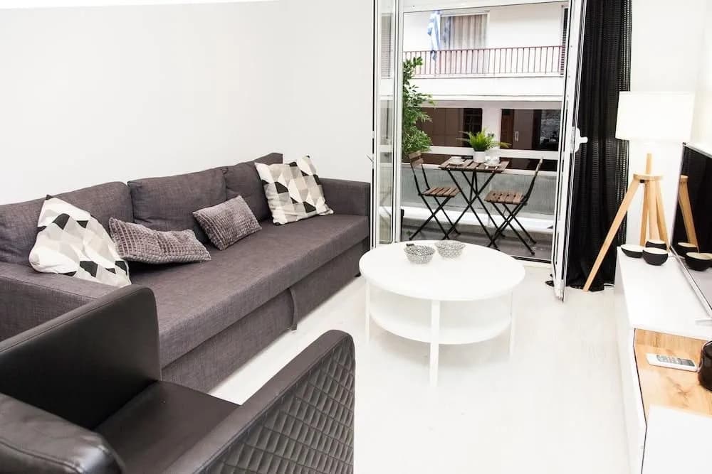 Modern Glamorous Apt in Athens DT - photo 4
