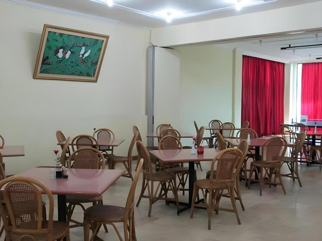 Hotel Lautze Indah - photo 33