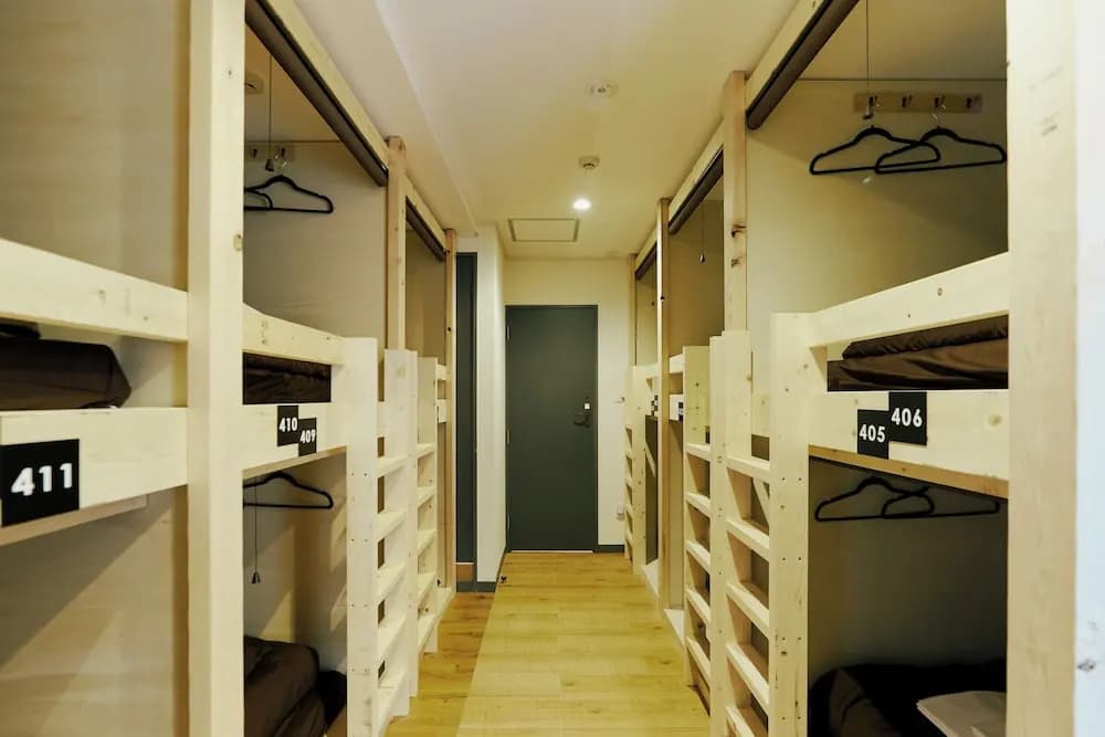 Akasaka Guesthouse HIVE - Hostel - photo 3
