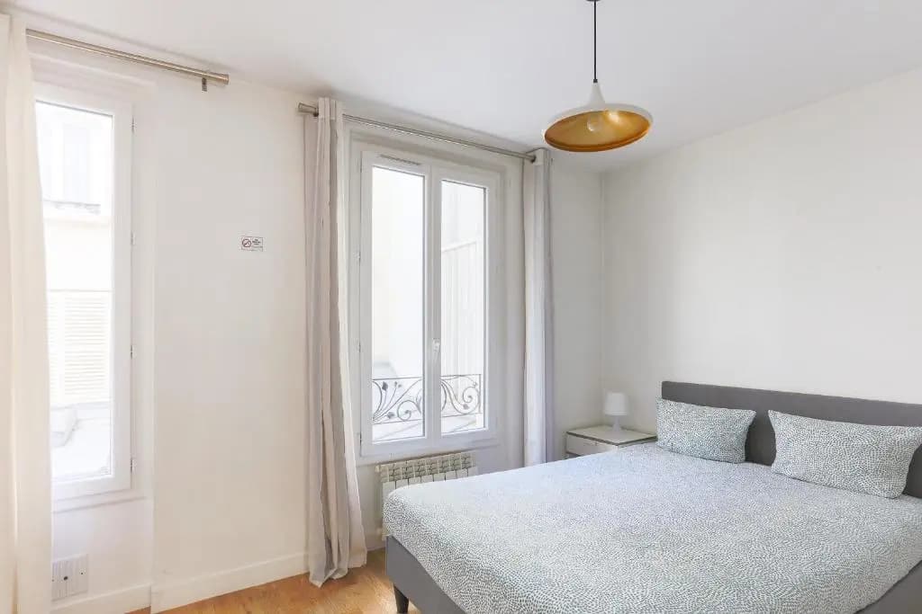 Eiffel Tower Royal Apartment - photo 5