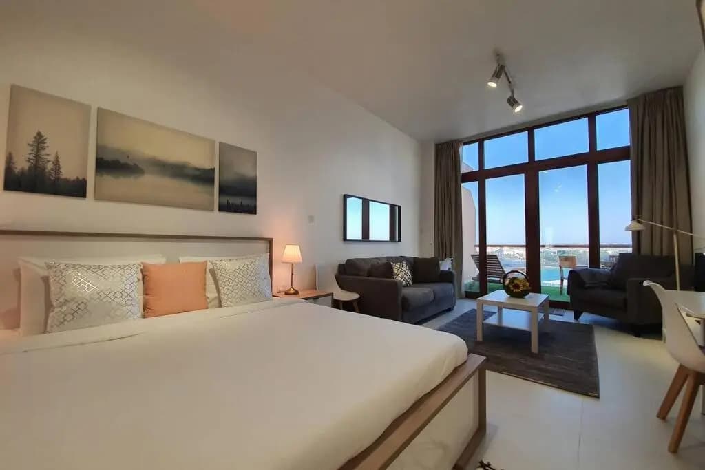 Unified Vacation Homes-Deluxe Sea View Studio-Balcony-Parking-11 - main photo