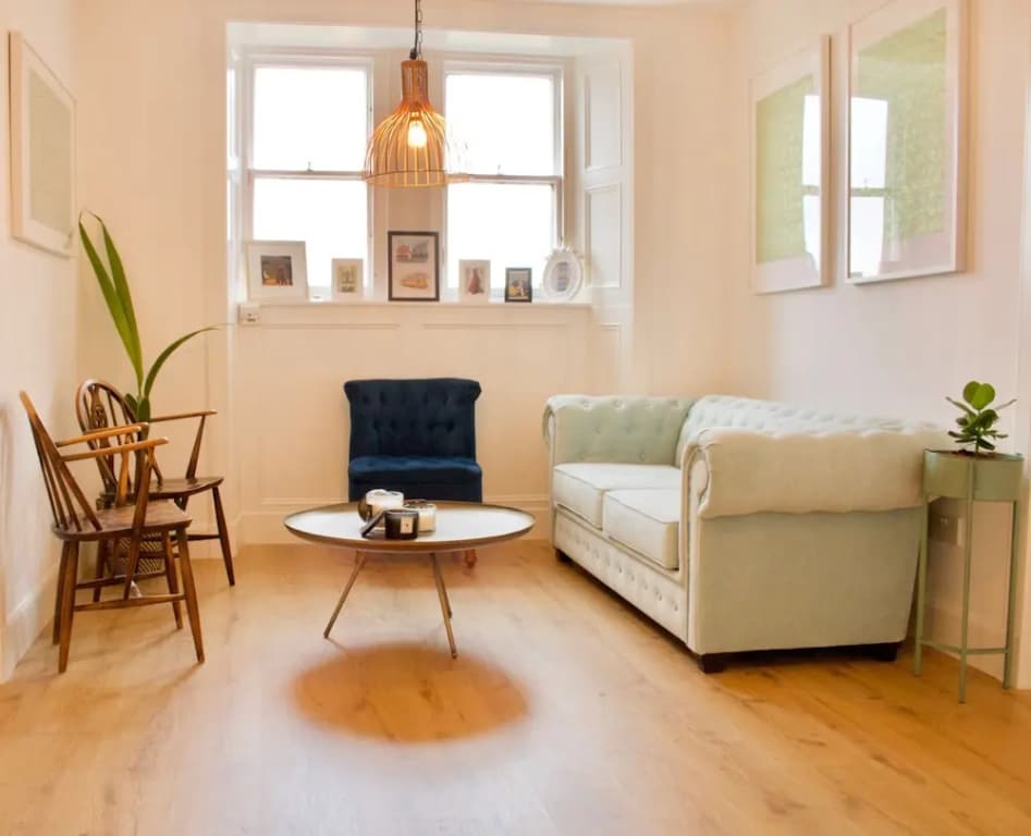 Castle View Apartment - photo 2