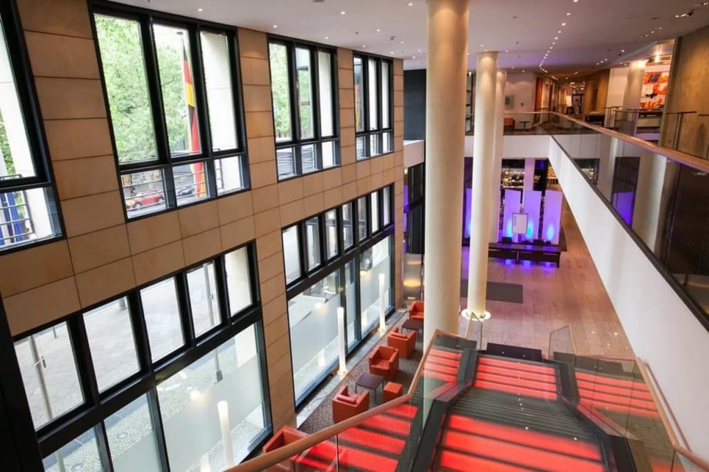 Pullman Berlin Schweizerhof - photo 13