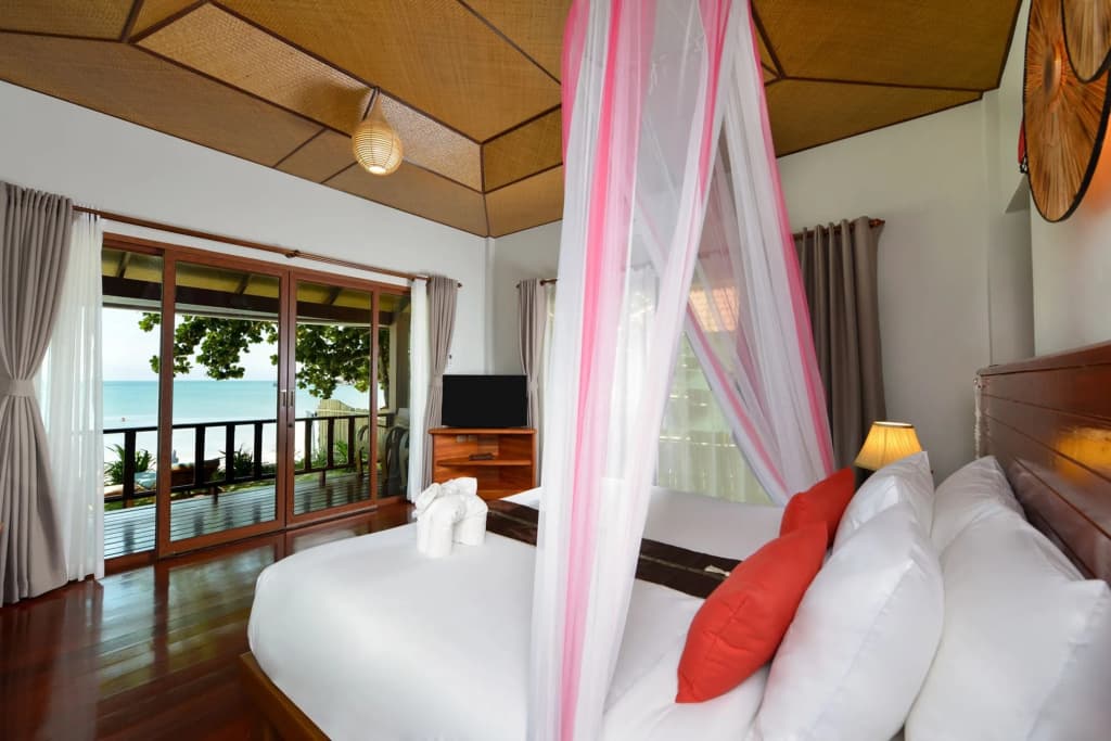 PingChan Koh Phangan Beachfront Resort - photo 2