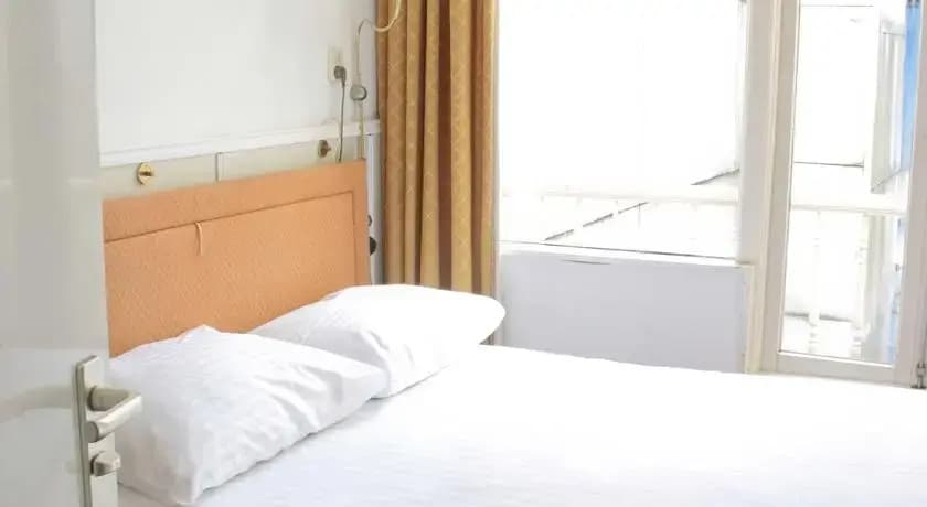 Waterfront Hotel Amsterdam - photo 2