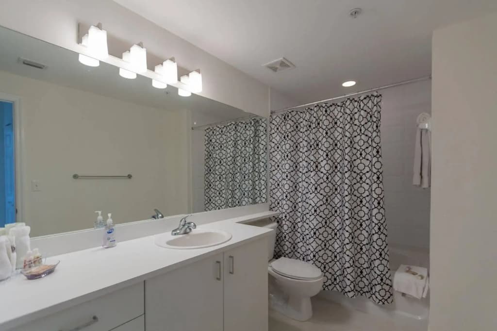 Pelicanstay in Coconut Grove Miami - photo 7