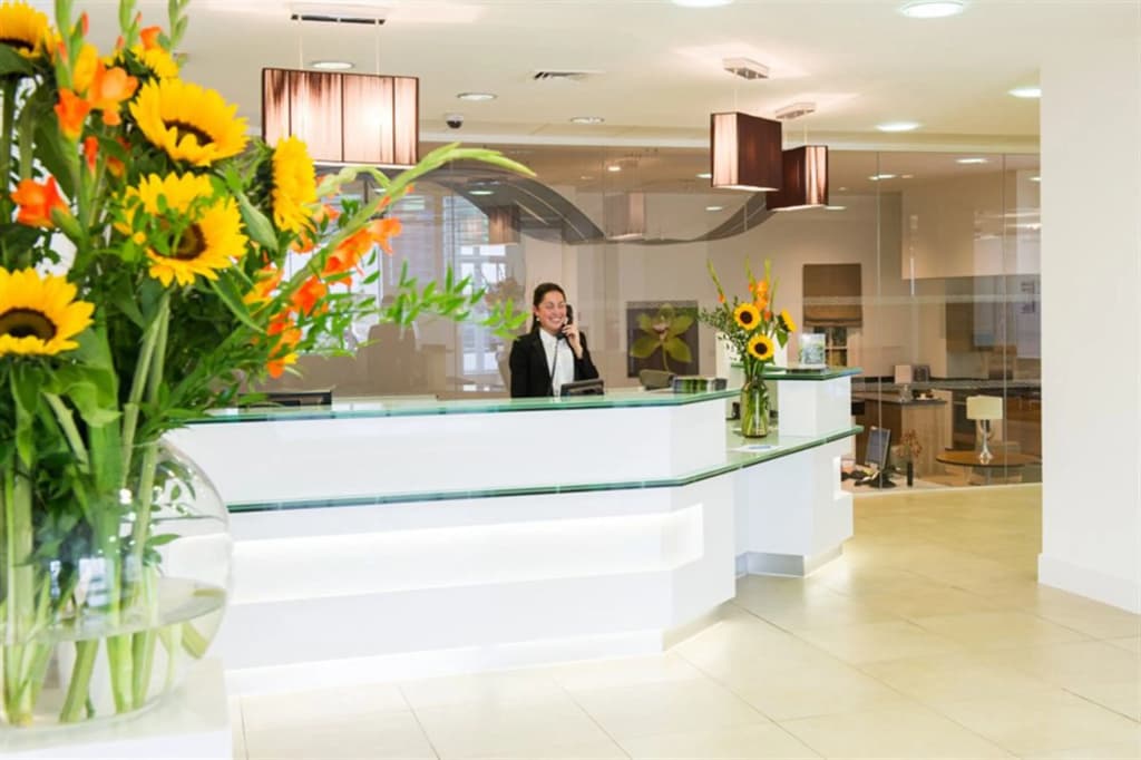 Dolphin House Serviced Apartments - photo 32