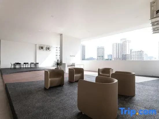 Tr Residence By Feel Home - photo 9