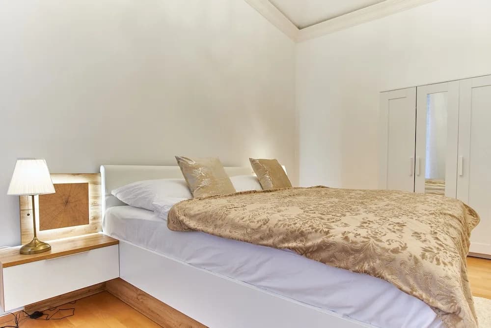 Wenceslas Square Royal Apartment - photo 20