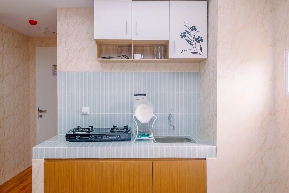 Nice And Cozy Studio At La Hub City Apartment - photo 12