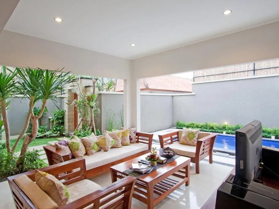 Madhya Villa - photo 17