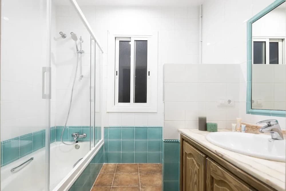 AB Bailén Apartments - photo 9