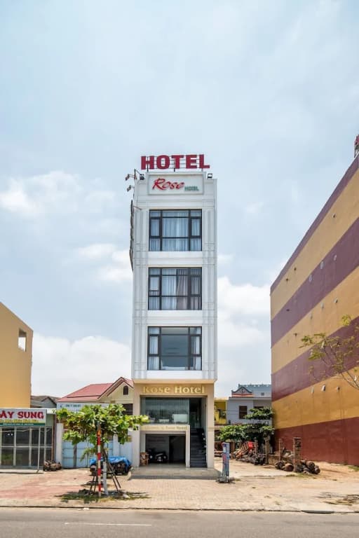 The Rose Hotel - main photo