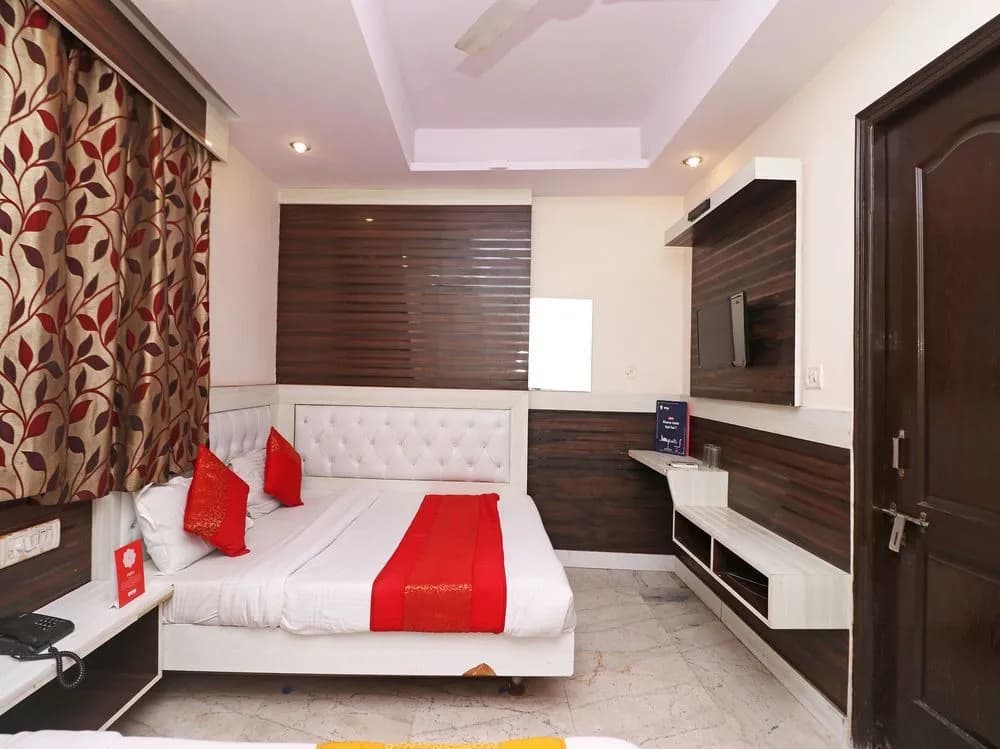 Mahesh Inn - photo 2