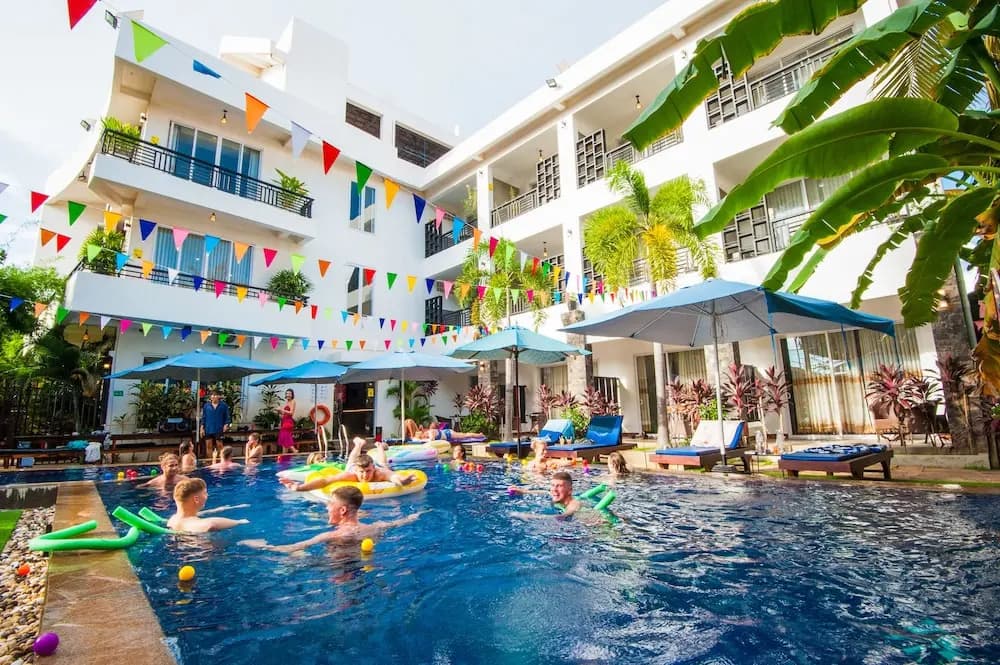 Mad Monkey Hostel Siem Reap - photo 15