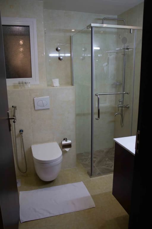 The Secure Inn Hotel - photo 4