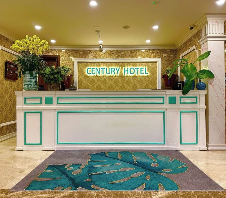 Century Hotel - photo 2