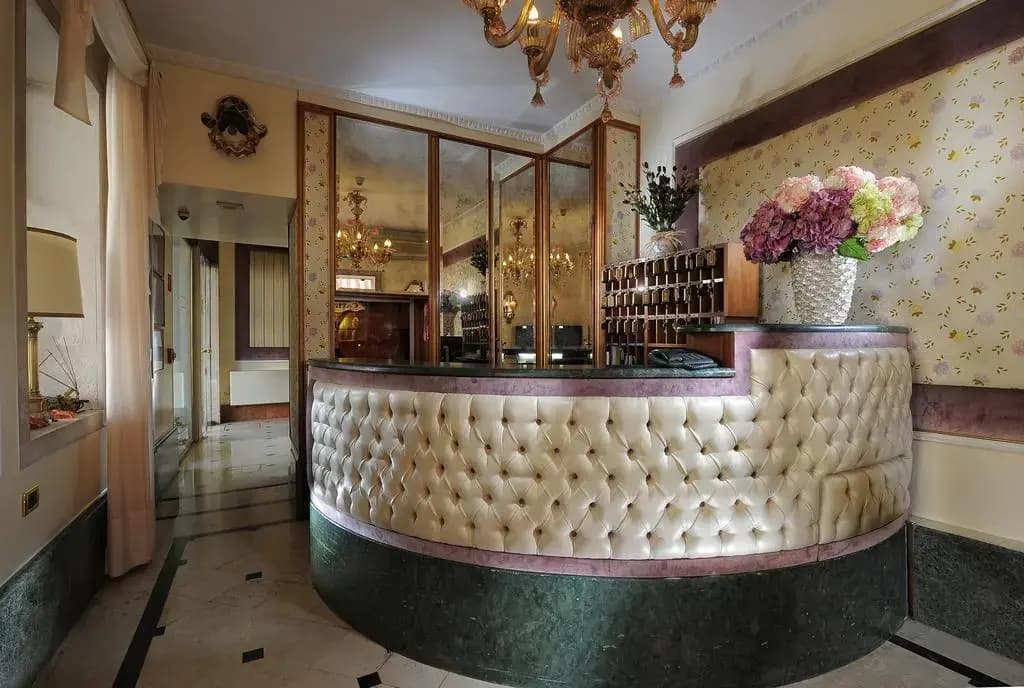 Hotel Arlecchino - photo 1