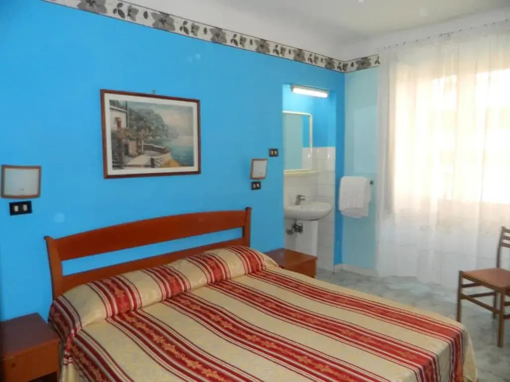 Roxena House - photo 23