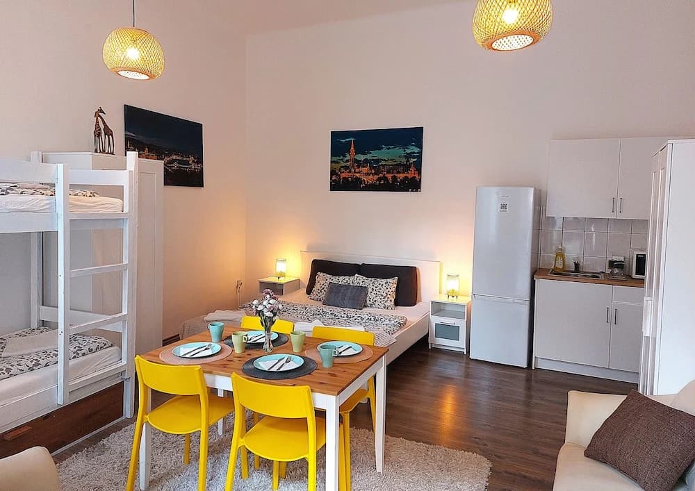 GoodMo Budapest Smart Rooms - photo 13