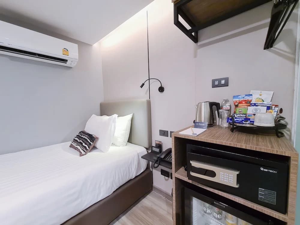 Sova Hotel Bangkok - photo 20